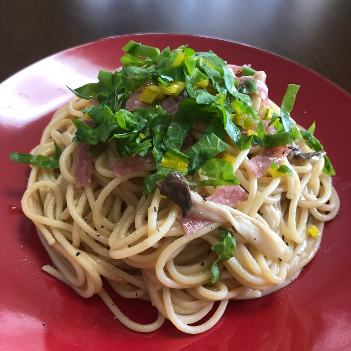 サラミとエリンギのパスタ